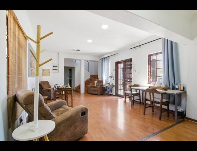 6 BEDROOM HOUSE FOR SALE IN PAULSHOF